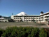 富士小学校校庭から見た富士山４月１０日